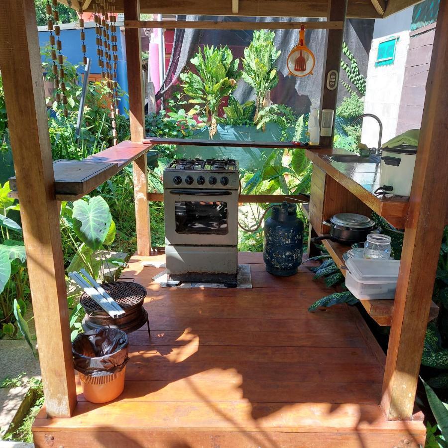 Hostal Cecilia Puerto Viejo de Talamanca Zewnętrze zdjęcie